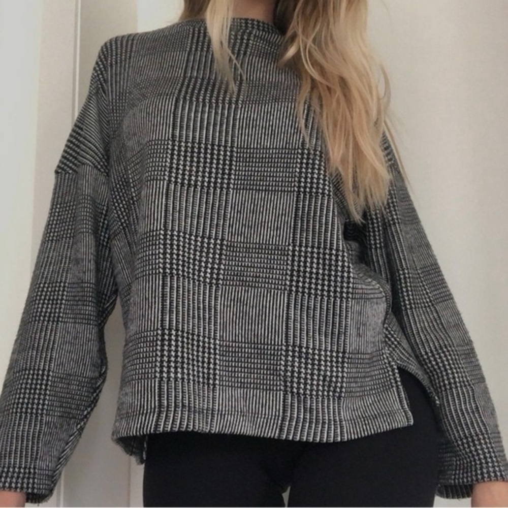 Zara Black and White Checkered Plaid Sweater | Size S | Parisian Chic